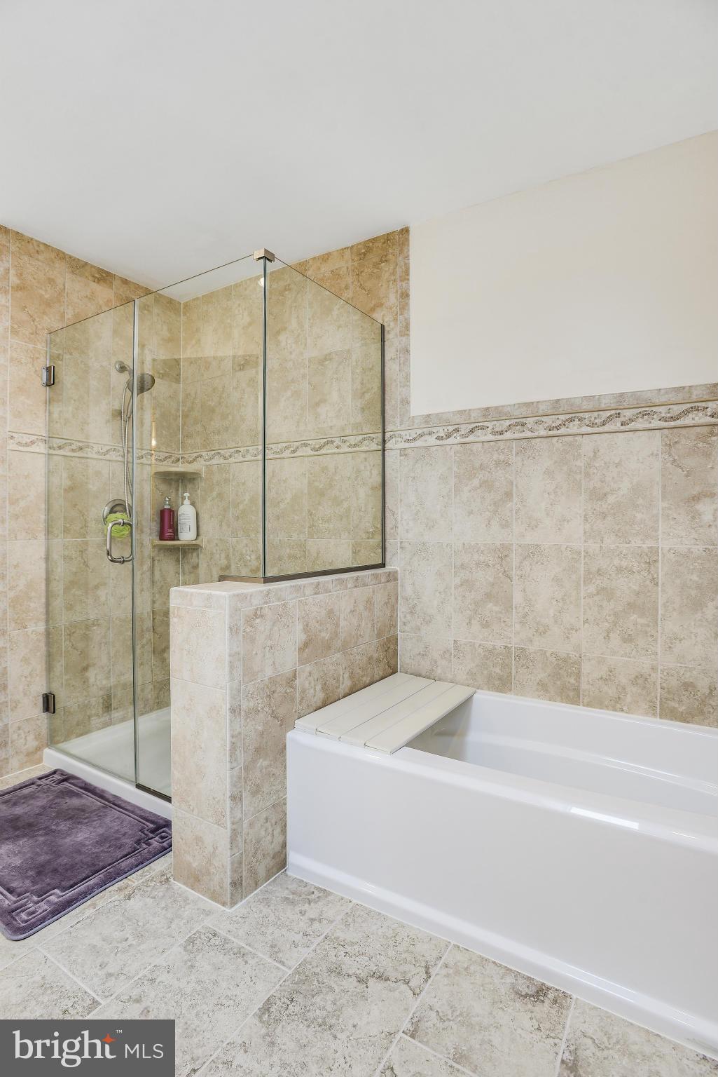 7724 Huntsman Boulevard Springfield, VA 22153 - Photo 19 of 30 Bath (Master)