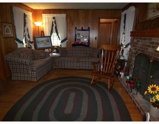 Den/Family/Great Room. 