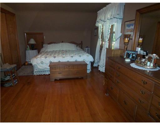 3540 McConnell Road Hermitage, PA 16148 - Photo 10 of 18 Master Bedroom.
