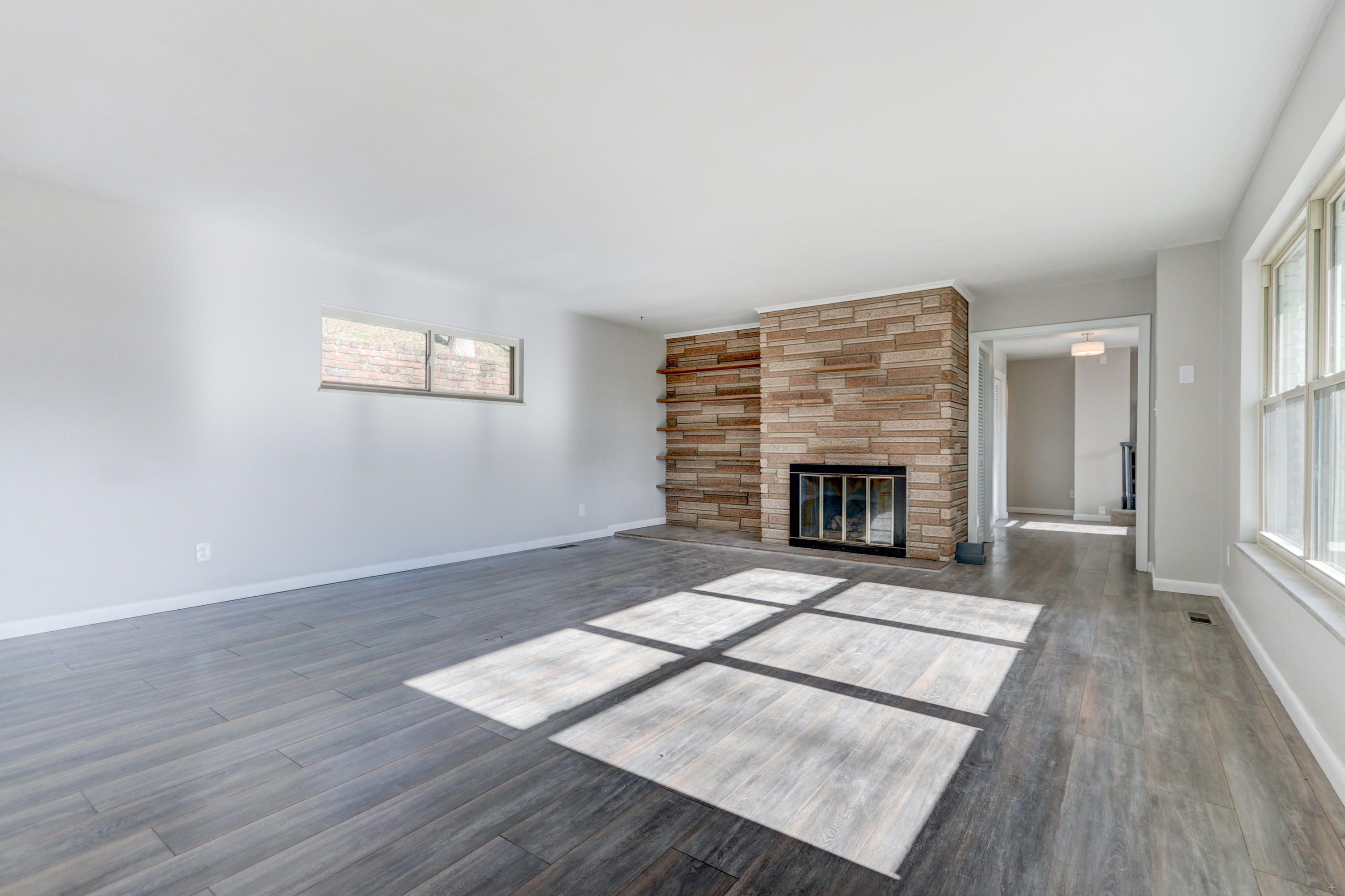 6025 Nottingham Road Knoxville, TN 37918 - Photo 3 of 27 Positive Perceptions-4