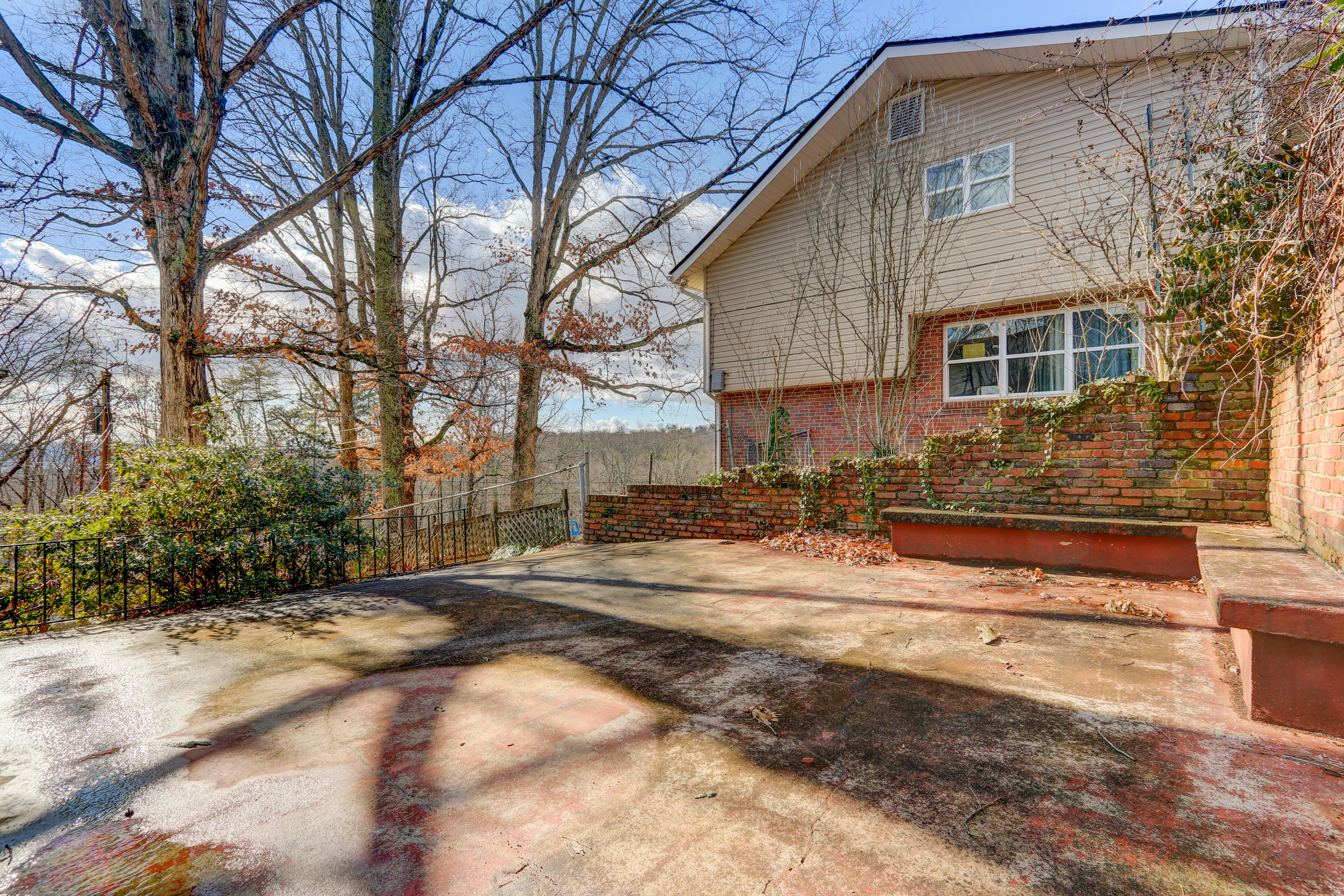 6025 Nottingham Road Knoxville, TN 37918 - Photo 8 of 27 Positive Perceptions-9
