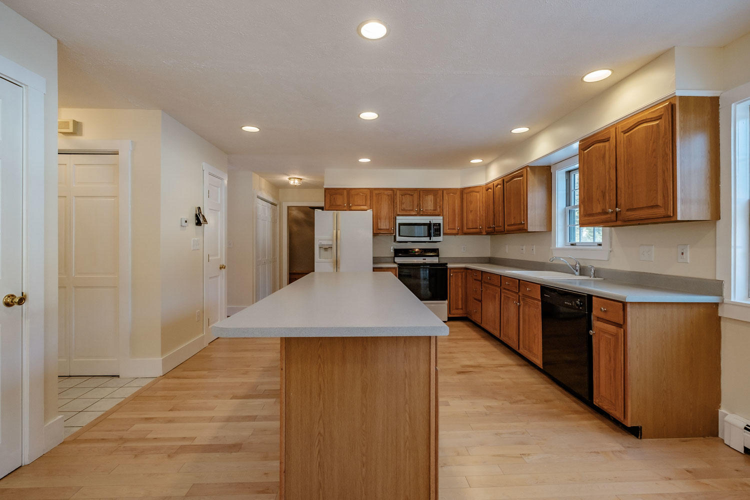 67 Valley Road Cumberland, ME 04021 - Photo 8 of 27 20190117gp-60054