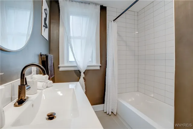 $209,900 | 936 West Ferry Street, Unit N, Buffalo, NY 14209