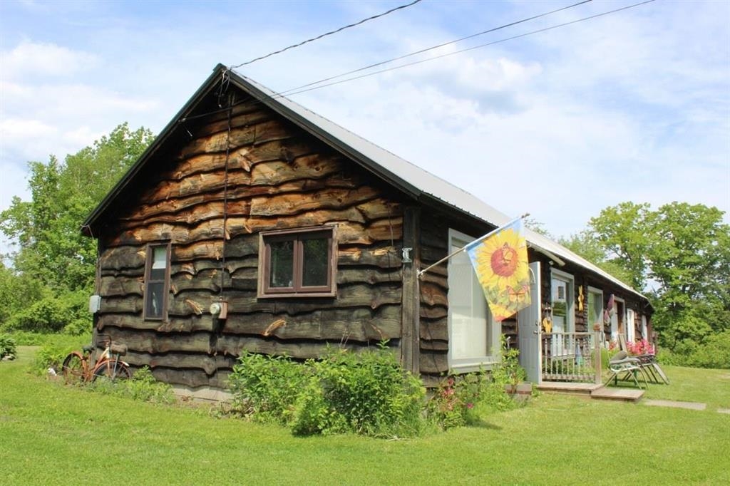 17-19 Barlow Road Springfield, VT 05156 - Photo 6 of 22