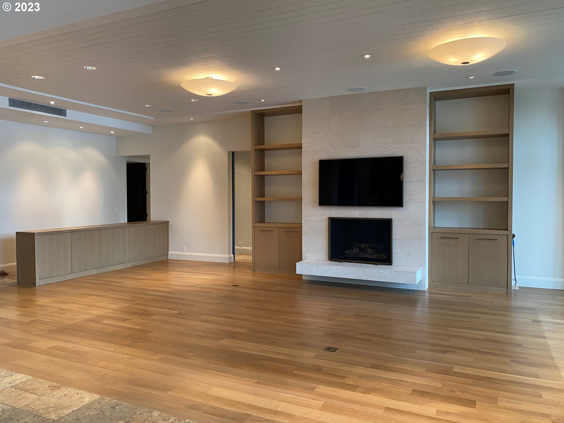 1653 Lake Front Road Lake Oswego, OR 97034 - Photo 5 of 12 Gallery Image 5