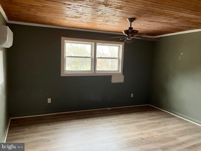 121 Church Road Warwick, MD 21912 - Photo 22 of 29 a view of empty room with window