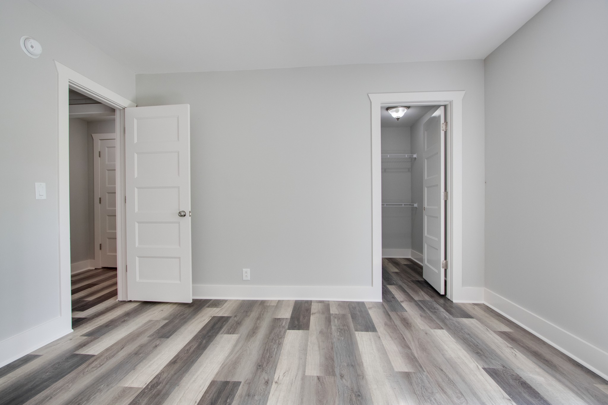 851 Sullivan Bend Road Mount Juliet, TN 37122 - Photo 42 of 50 a view of a room with wooden floor and closet