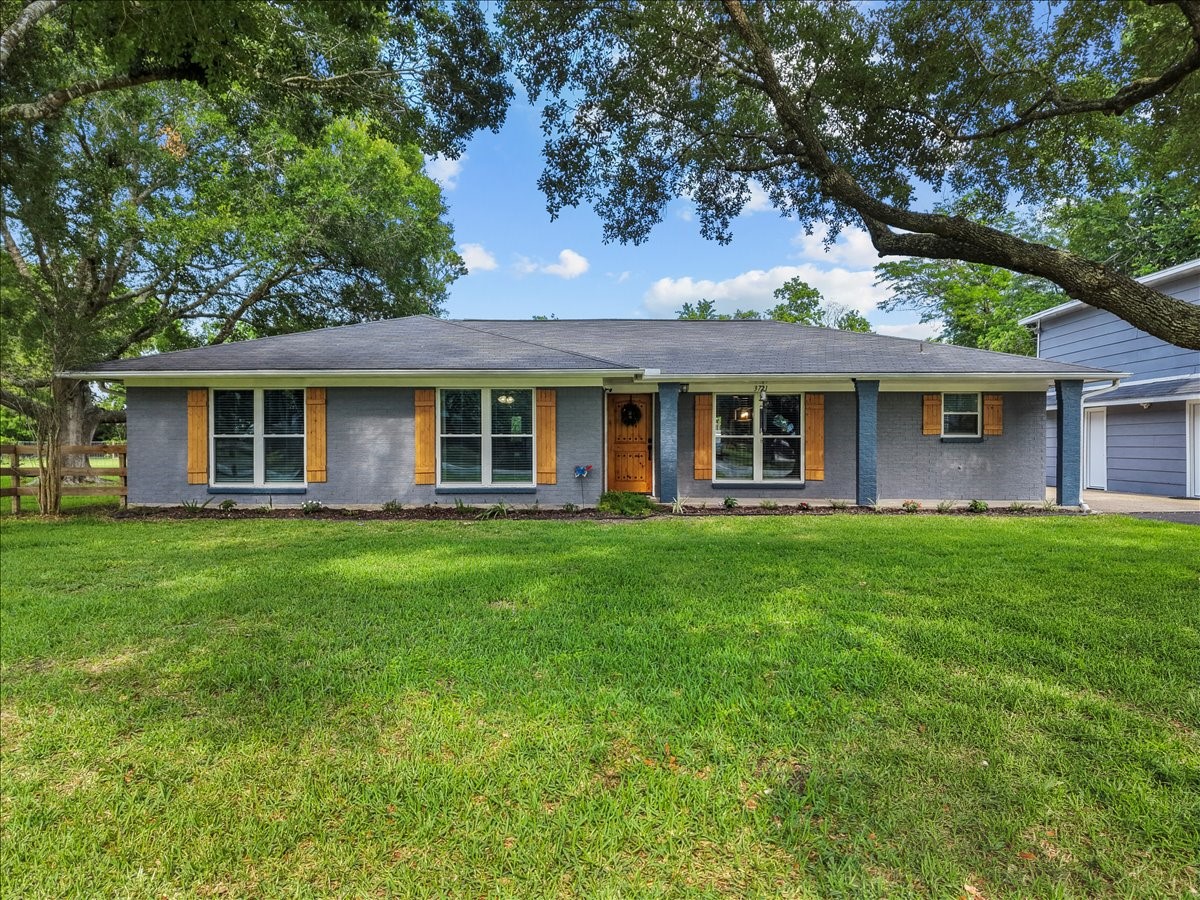 3721 Rush Road Santa Fe, TX 77510 - Photo 2 of 50