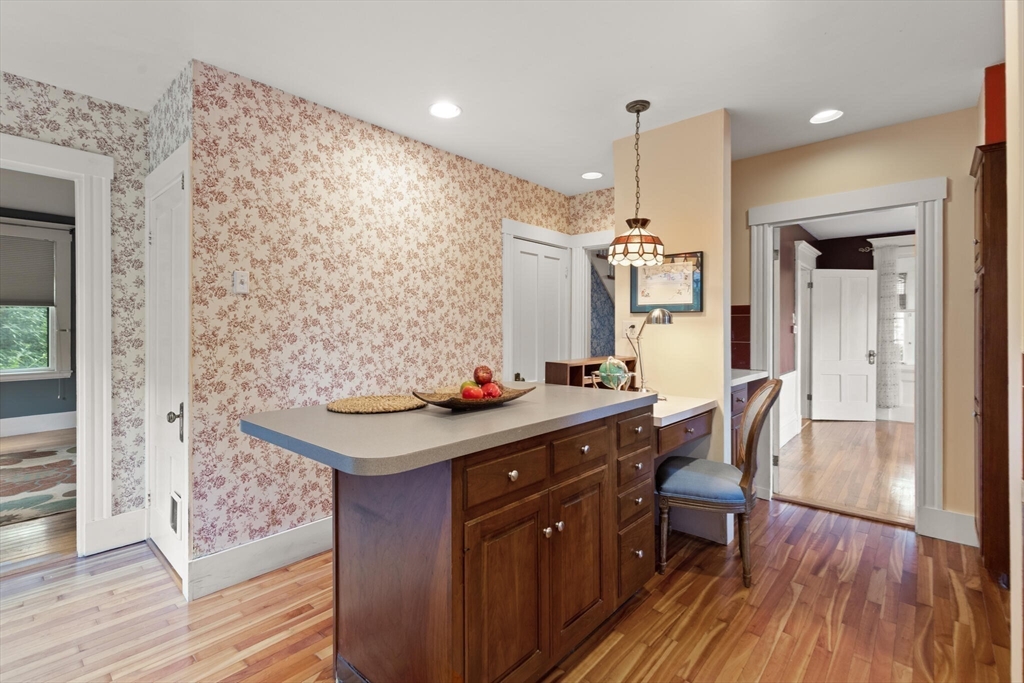 96 John Street Reading, MA 01867 - Photo 16 of 35 Gallery Image 16