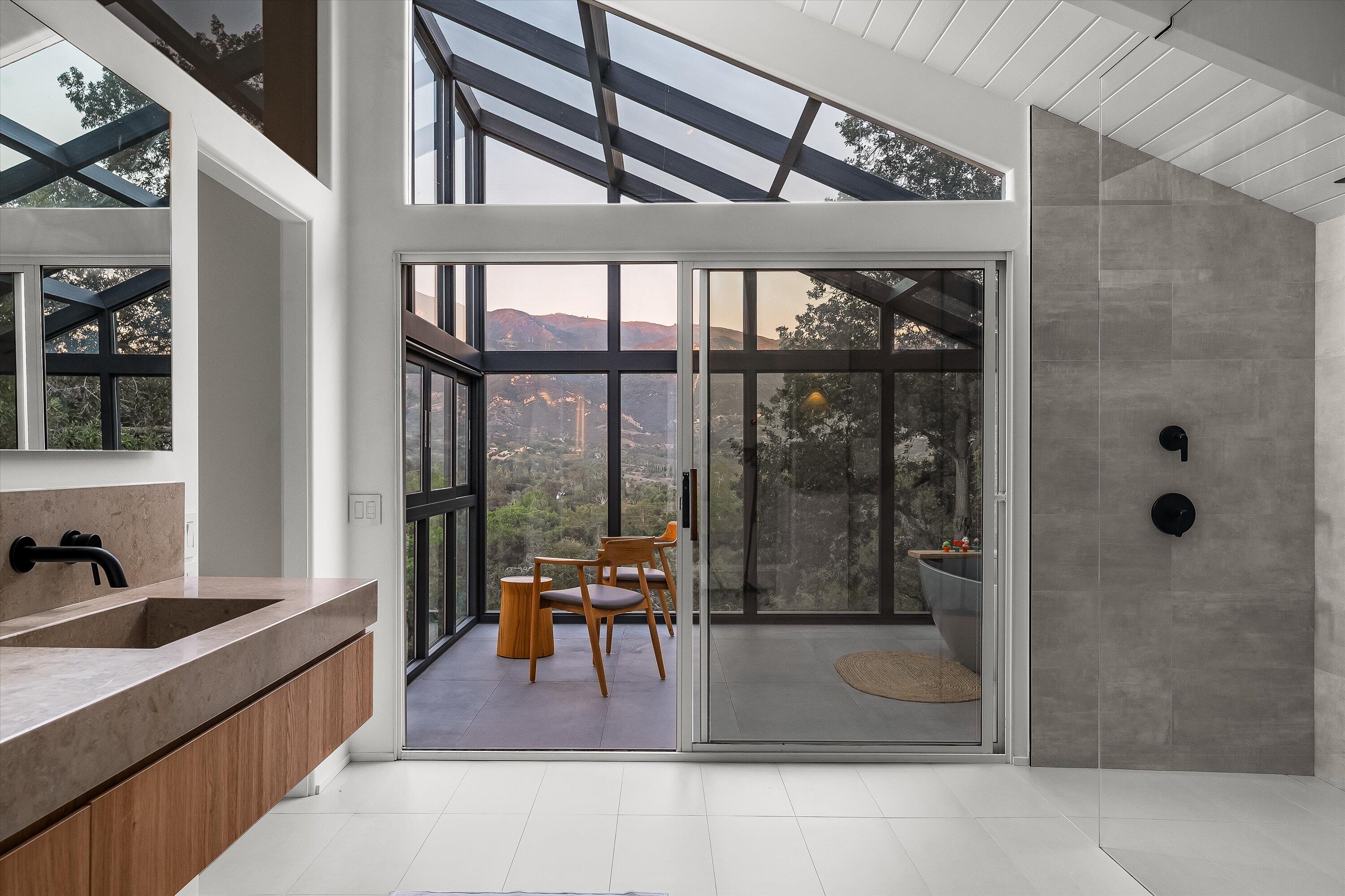 1438 Hillcrest Road Santa Barbara, CA 93103 - Photo 11 of 22 a view of a balcony