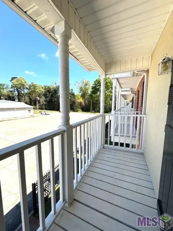 $165,000 | 151 Aspen Square, Unit B10, Denham Springs, LA 70726