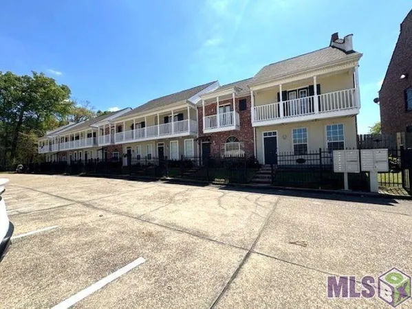 $165,000 | 151 Aspen Square, Unit B10, Denham Springs, LA 70726