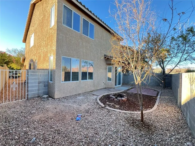 $2,180 | 7928 Dexter Falls Street, Las Vegas, NV 89149