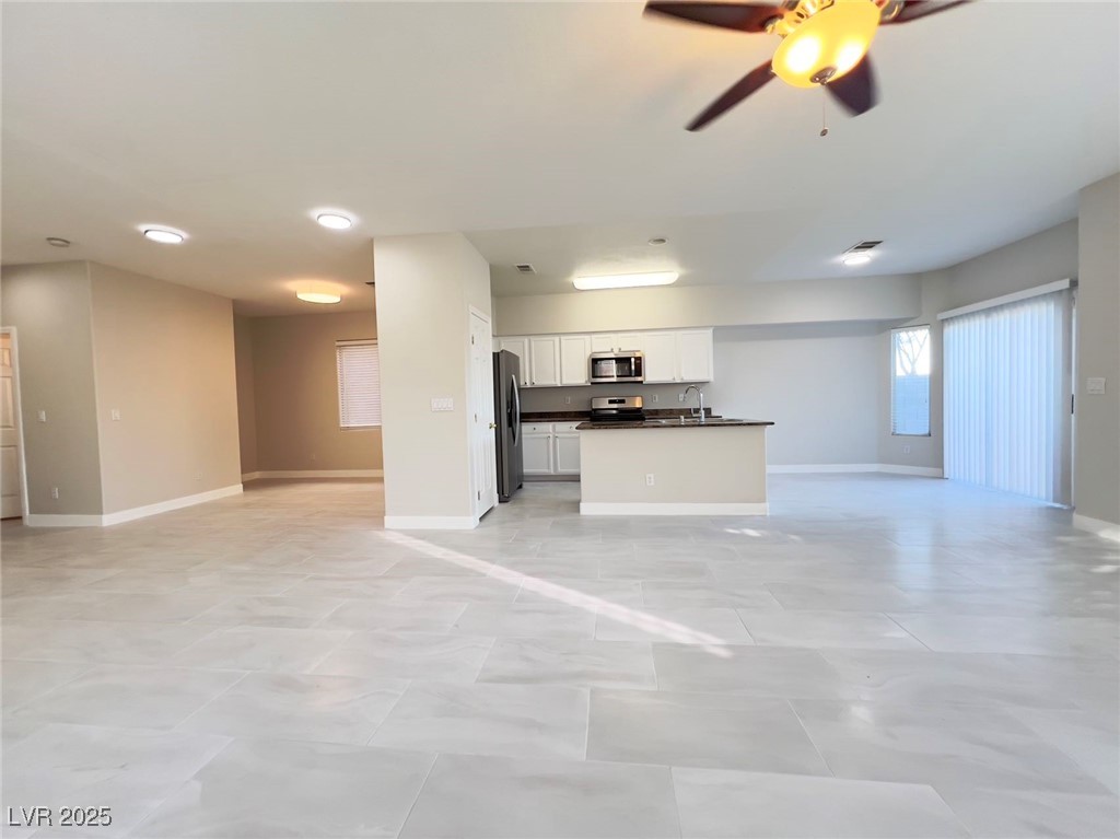 7928 Dexter Falls Street Las Vegas, NV 89149 - Photo 7 of 34