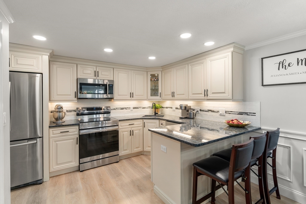 596 Boston Post Road East, Unit 23 Marlborough, MA 01752 - Photo 3 of 14 Gallery Image 3