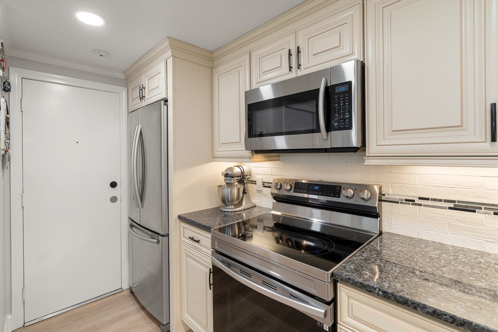 596 Boston Post Road East, Unit 23 Marlborough, MA 01752 - Photo 6 of 14 Gallery Image 6