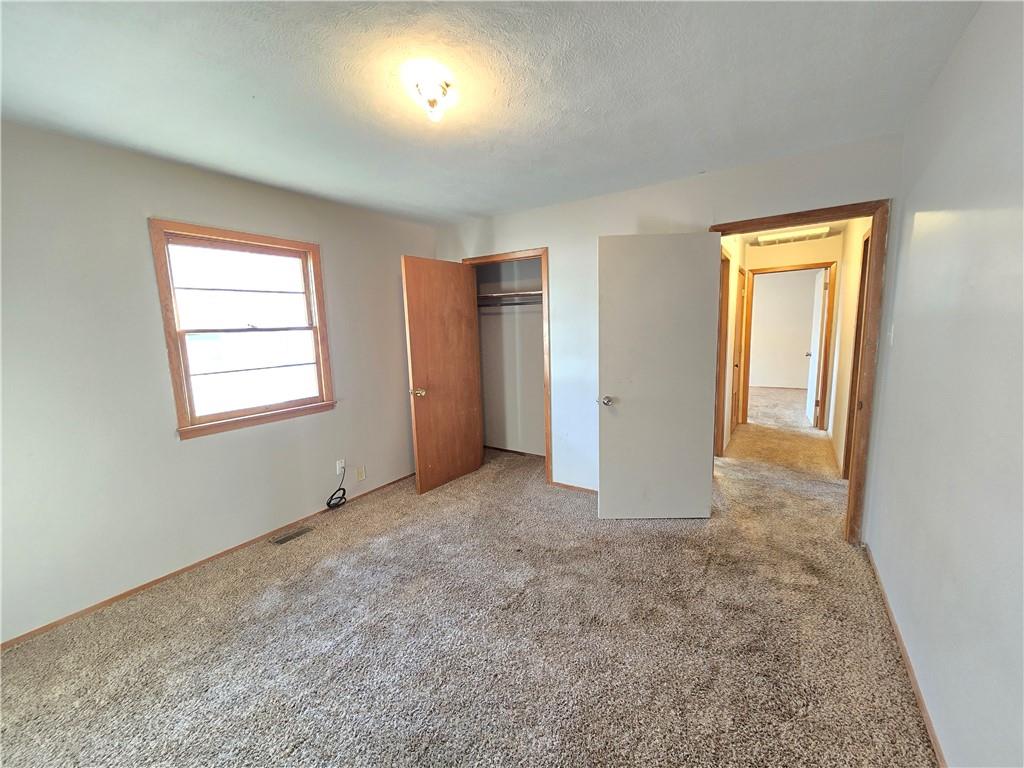 401 West 1st Street Cherryvale, KS 67335 - Photo 8 of 14