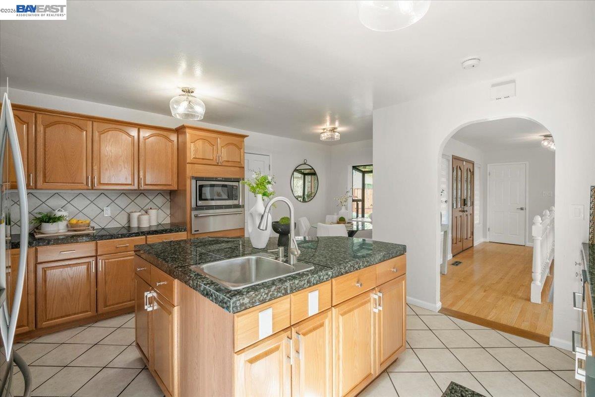 657 Byrdee Way Lafayette, CA 94549 - Photo 14 of 36