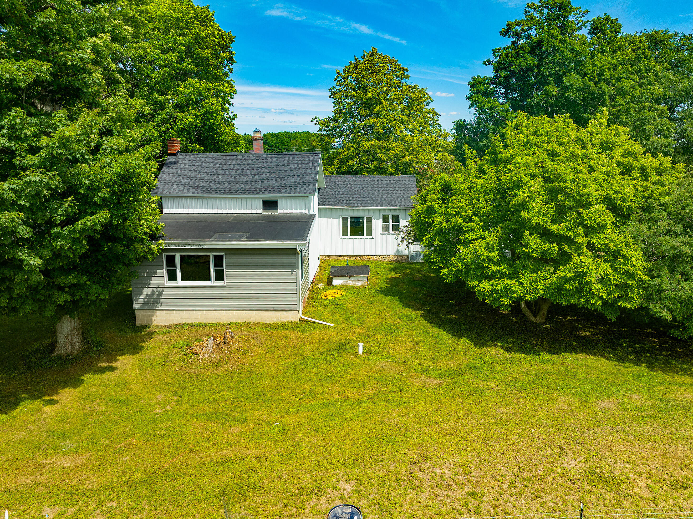 7369 West Grant Road Shelby, MI 49455 - Photo 2 of 39 3 (1)