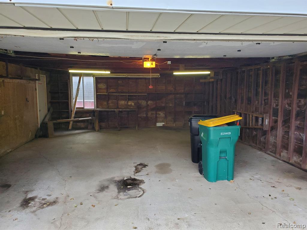 26289 Power Road Farmington Hills, MI 48334 - Photo 11 of 63