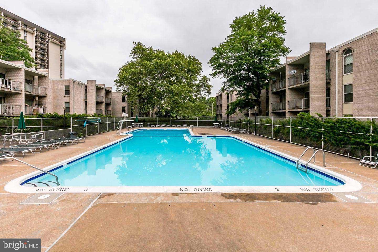 1 Canterbury Square, Unit 101 Alexandria, VA 22304 - Photo 17 of 26