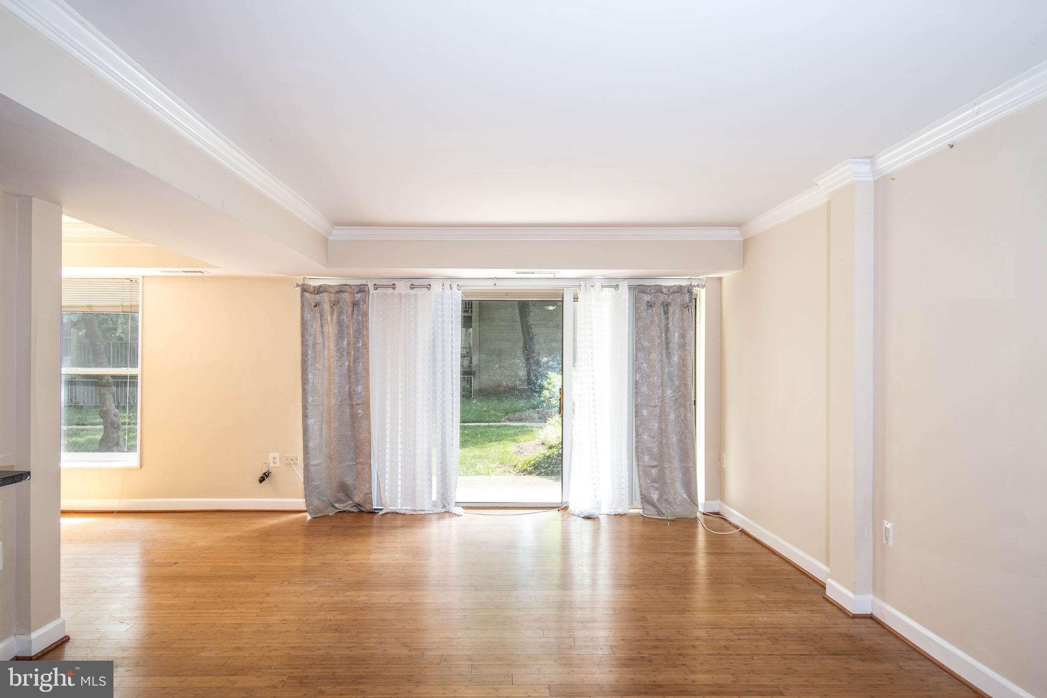 1 Canterbury Square, Unit 101 Alexandria, VA 22304 - Photo 2 of 26