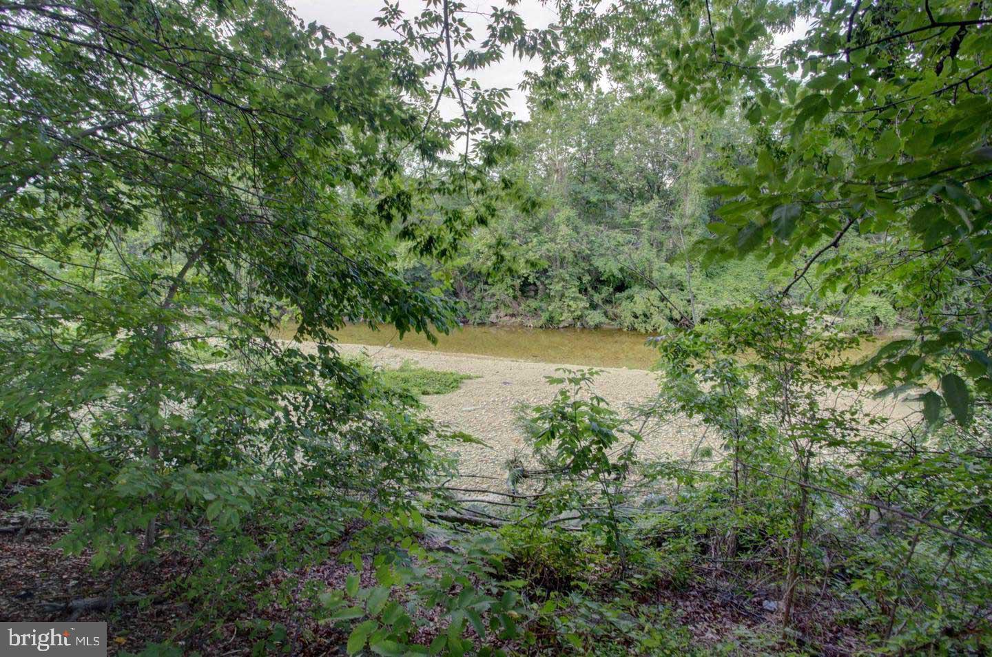 1 Canterbury Square, Unit 101 Alexandria, VA 22304 - Photo 24 of 26