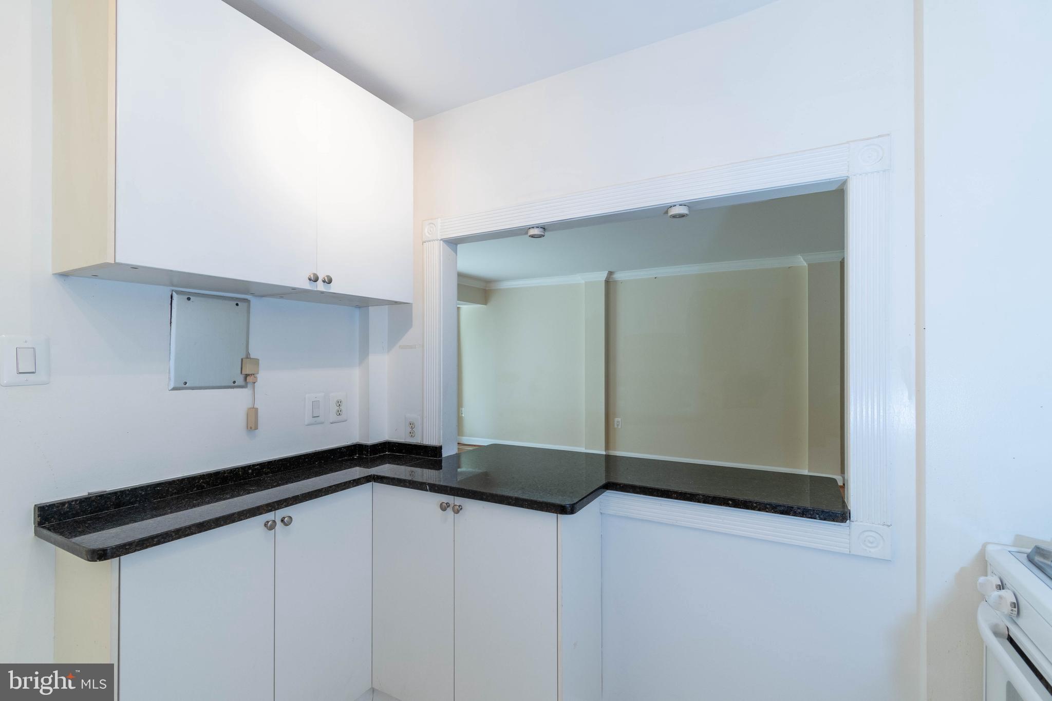 1 Canterbury Square, Unit 101 Alexandria, VA 22304 - Photo 6 of 26