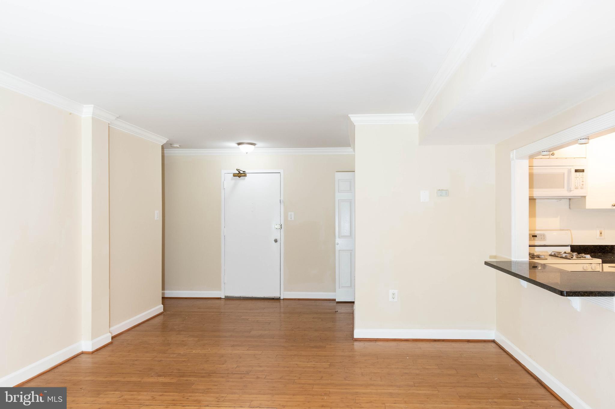 1 Canterbury Square, Unit 101 Alexandria, VA 22304 - Photo 7 of 26
