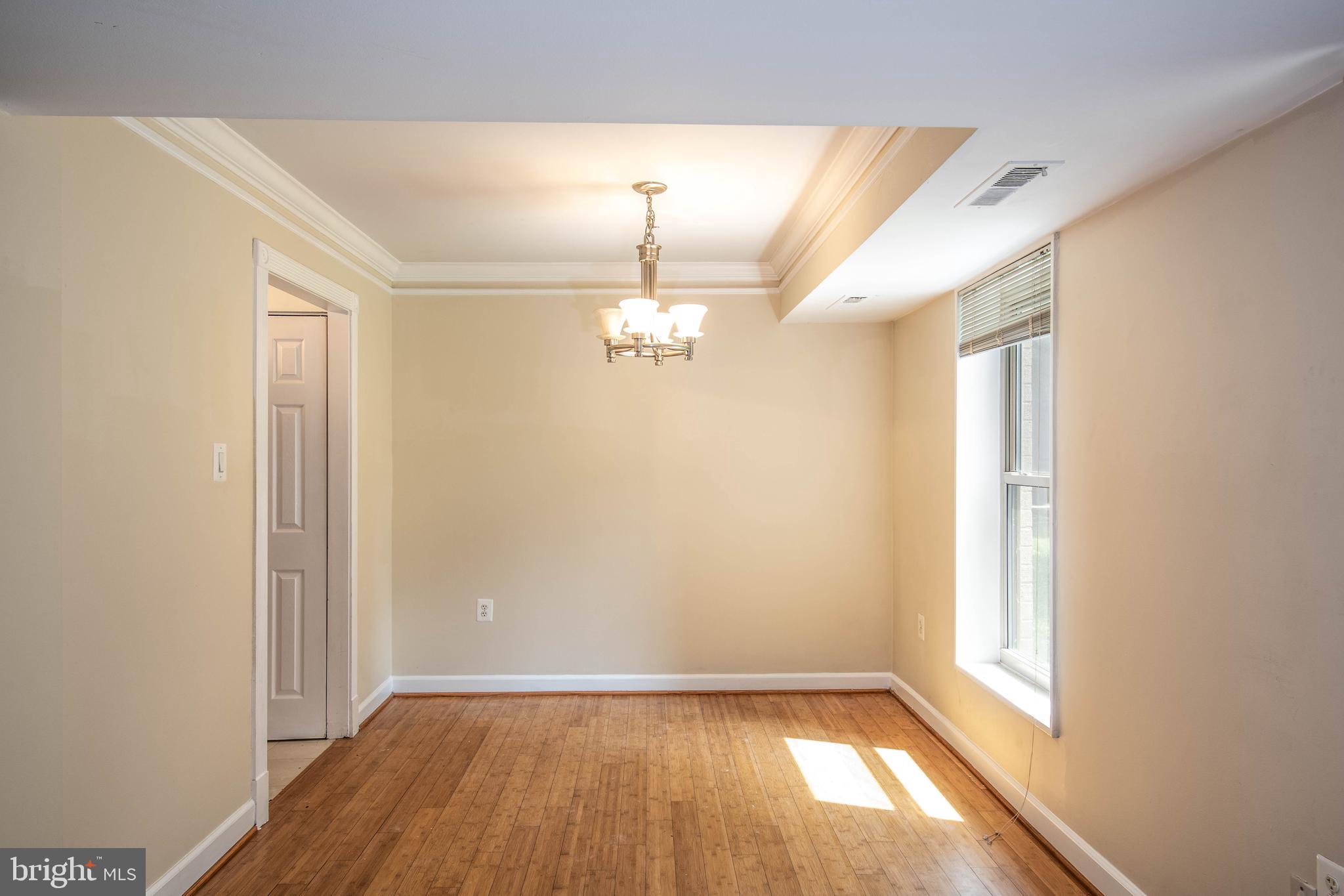 1 Canterbury Square, Unit 101 Alexandria, VA 22304 - Photo 9 of 26