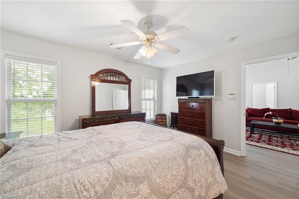 1344 Crosswinds Drive High Point, NC 27265 - Photo 23 of 40