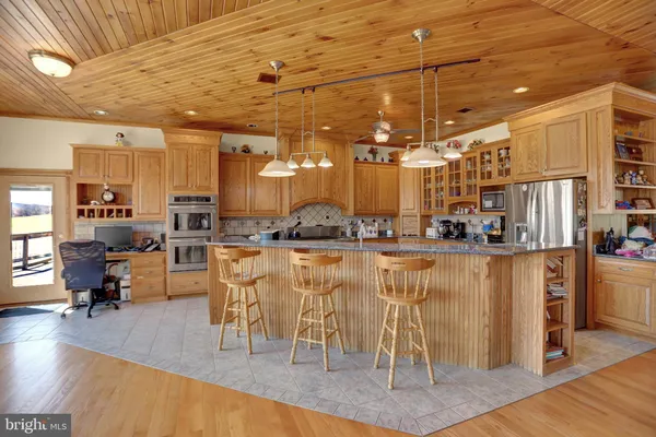$3,995,000 | 656 Airport Drive, Mifflintown, PA 17059