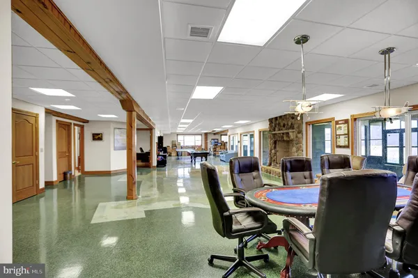 $3,995,000 | 656 Airport Drive, Mifflintown, PA 17059