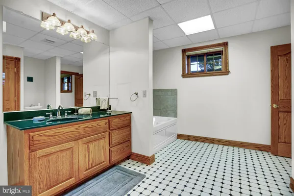 $3,995,000 | 656 Airport Drive, Mifflintown, PA 17059