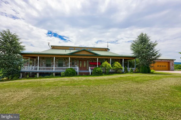 $3,995,000 | 656 Airport Drive, Mifflintown, PA 17059