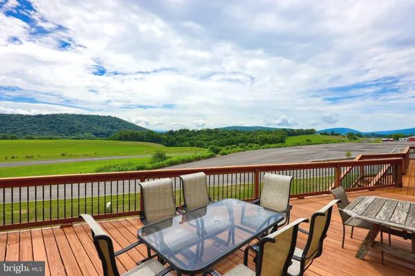 $3,995,000 | 656 Airport Drive, Mifflintown, PA 17059