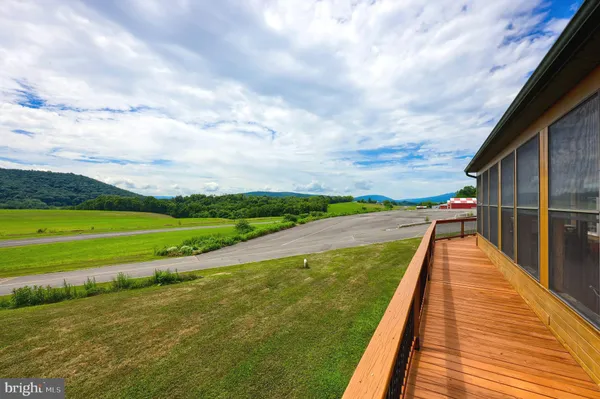 $3,995,000 | 656 Airport Drive, Mifflintown, PA 17059