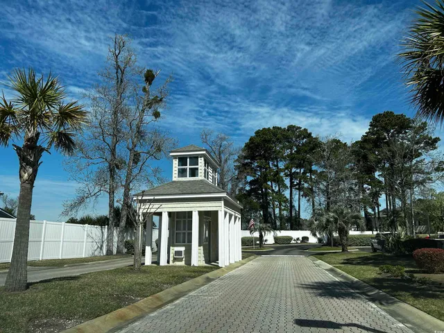 $289,900 | 220 Landing Road, Unit I, North Myrtle Beach, SC 29582