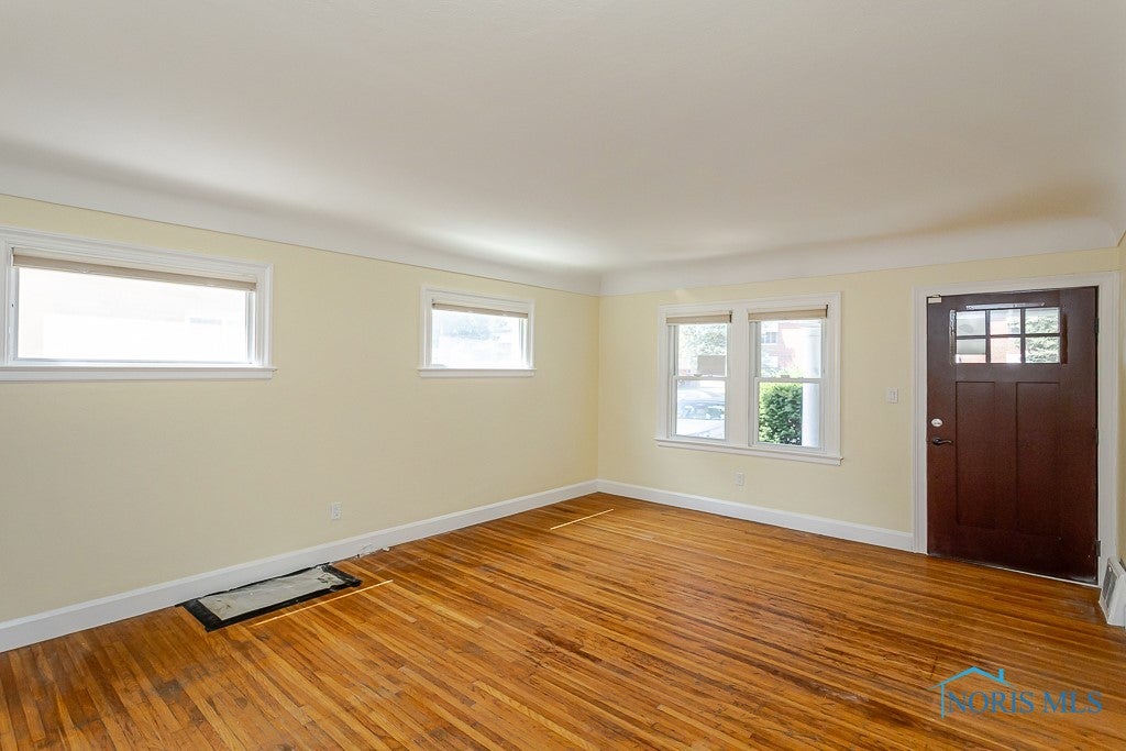 3714 Douglas Road Toledo, OH 43613 - Photo 5 of 37 Gallery Image 5