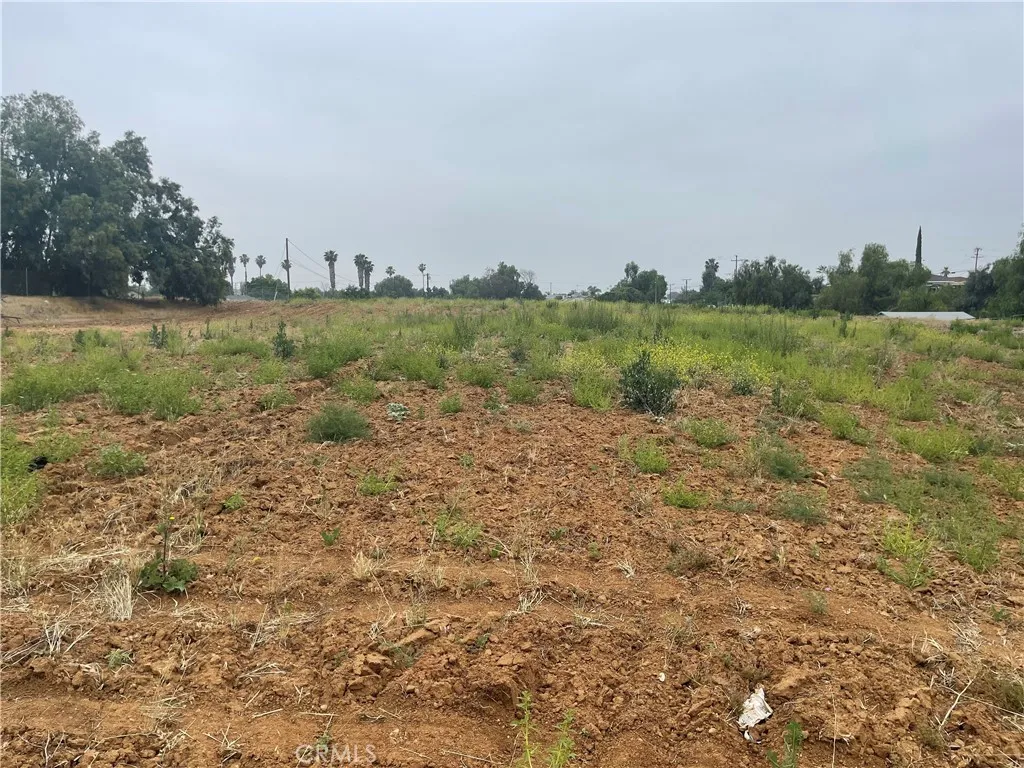 0 Bay Moreno Valley Riverside, CA 92505 - Photo 2 of 4 a view of a lake with houses in the back
