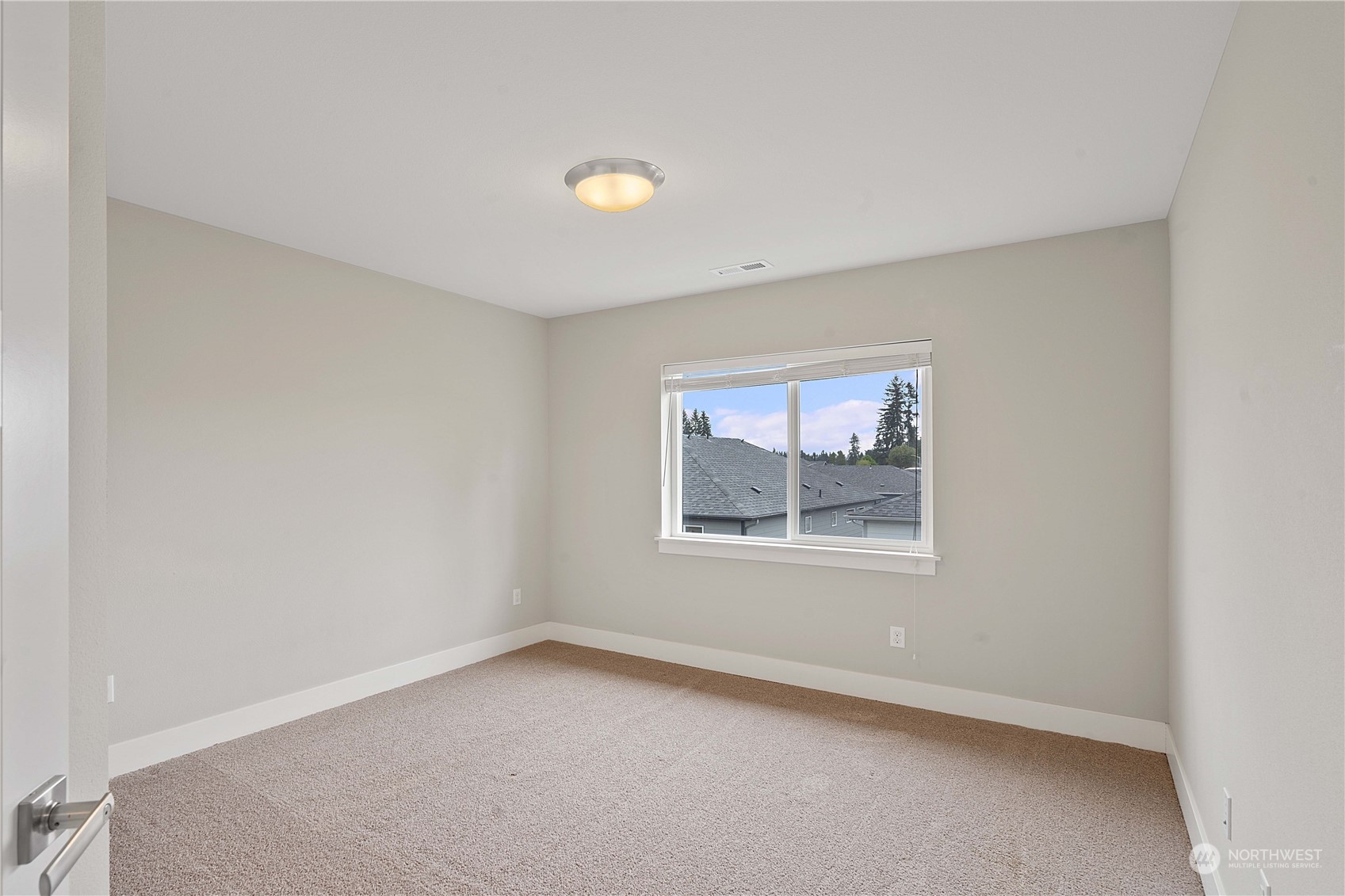 114 176th Place Southwest Bothell, WA 98012 - Photo 28 of 31 an empty room with a window