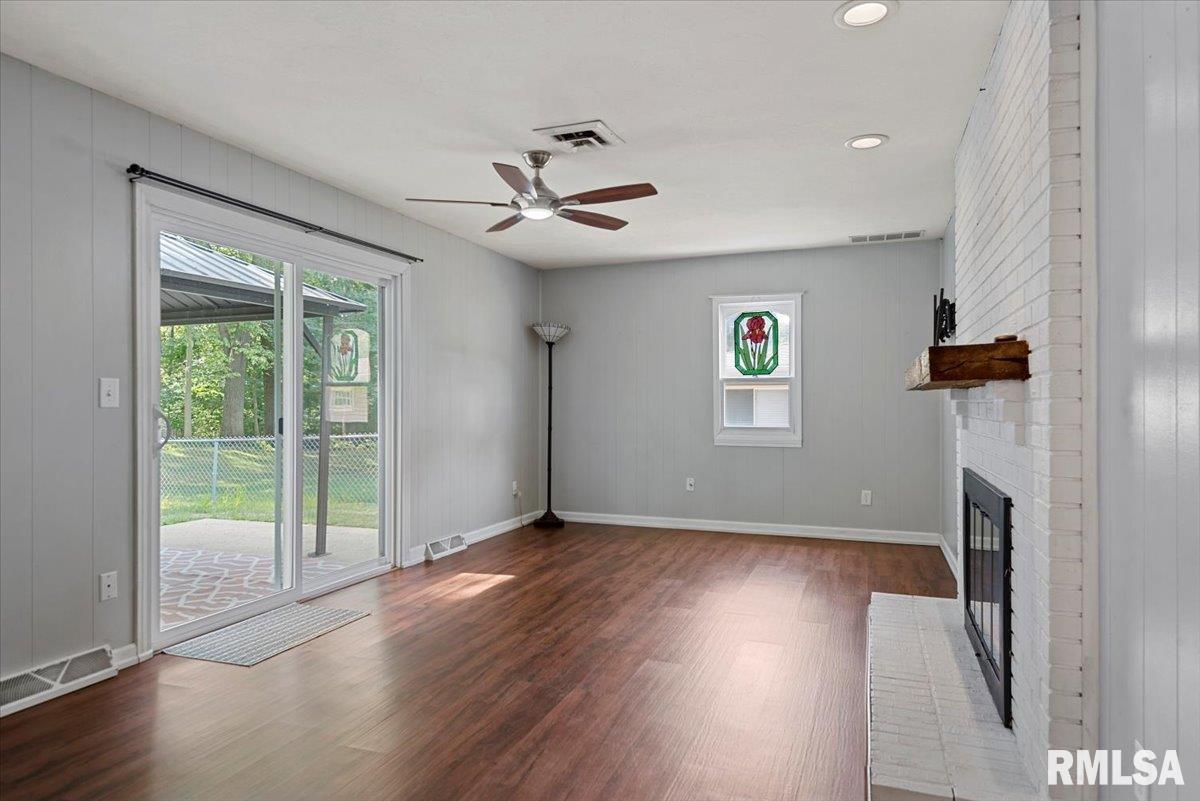 40 Woods Mill Road Sherman, IL 62684 - Photo 17 of 32 Gallery Image 17