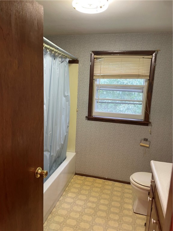 331 Scott Road Cumberland, RI 02864 - Photo 23 of 29 2nd Fl Full Bath