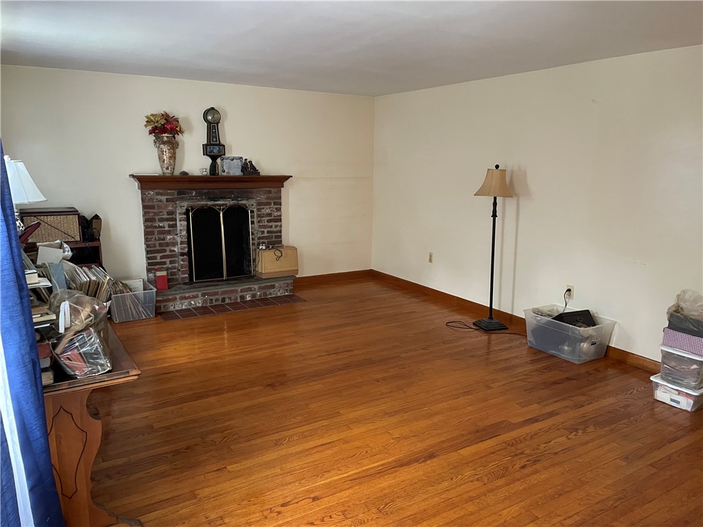 331 Scott Road Cumberland, RI 02864 - Photo 7 of 29