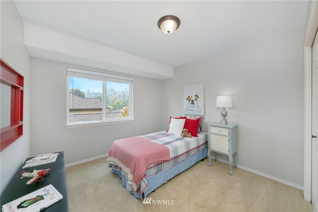 10015 Northeast 155th Street Bothell, WA 98011 - Photo 13 of 25 Gallery Image 13