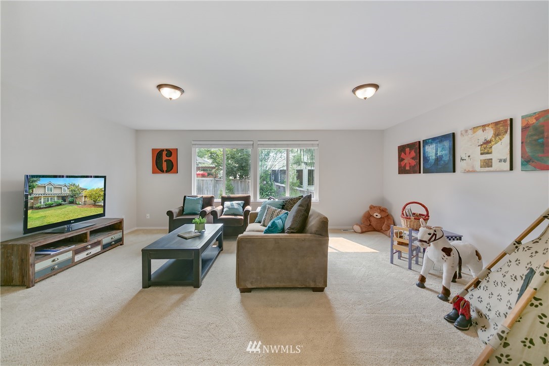 10015 Northeast 155th Street Bothell, WA 98011 - Photo 17 of 25 Gallery Image 17