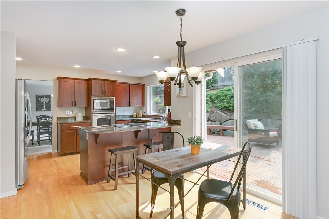 10015 Northeast 155th Street Bothell, WA 98011 - Photo 4 of 25 Gallery Image 4