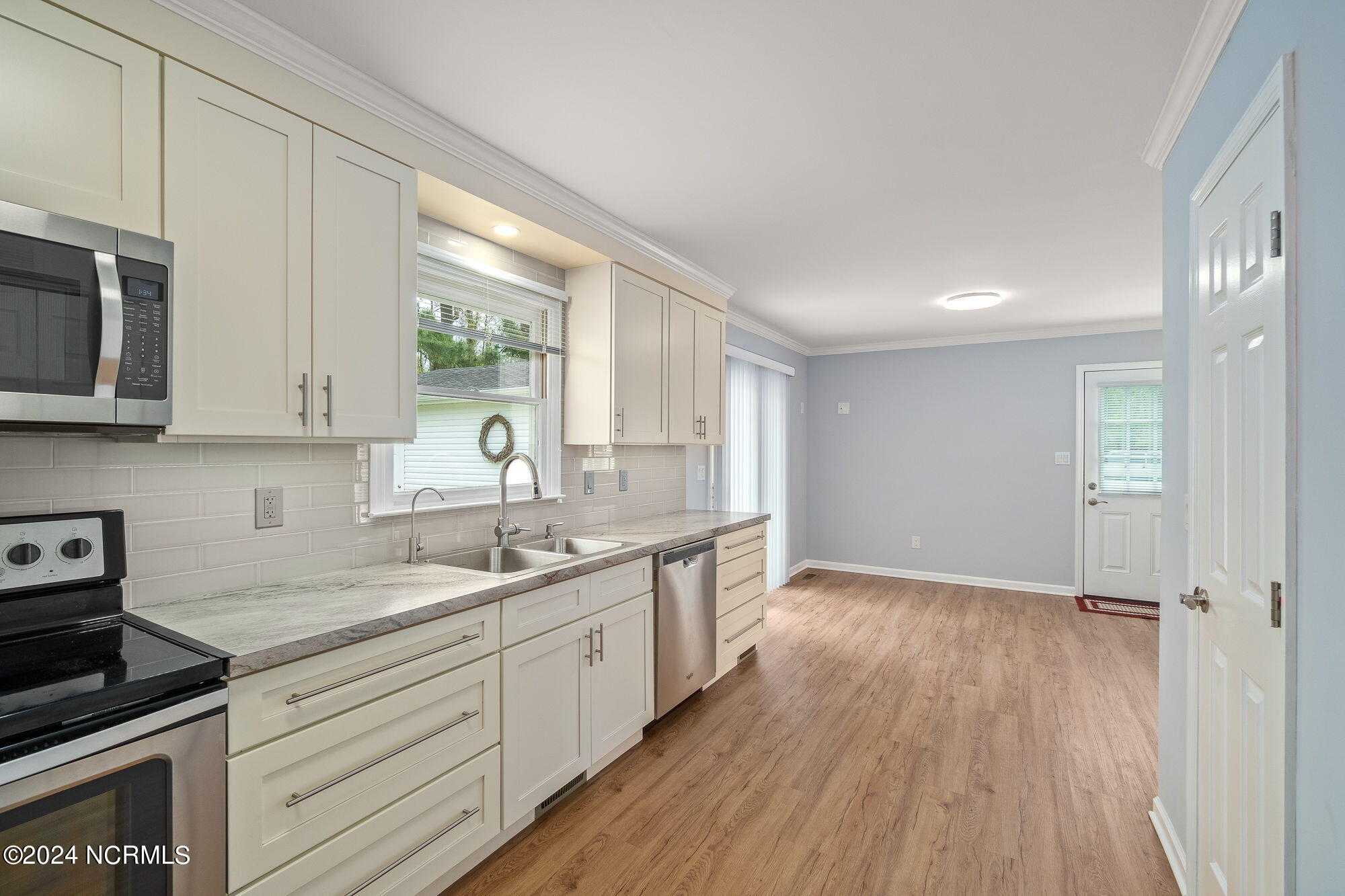 800 Barbour Road Morehead City, NC 28557 - Photo 14 of 36 14-web-or-mls-800-barbour-rd-14