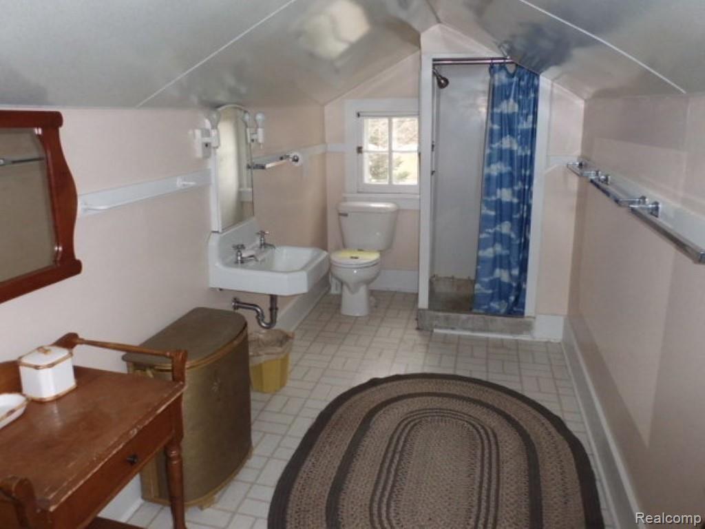 11637 Smiths Creek Road Memphis, MI 48041 - Photo 12 of 25 12-5-13 james 033.jpg