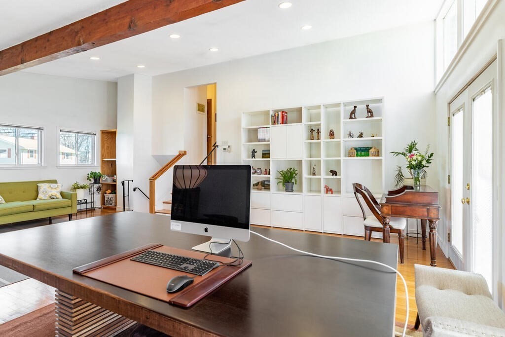 51 Crest Road Framingham, MA 01702 - Photo 11 of 38